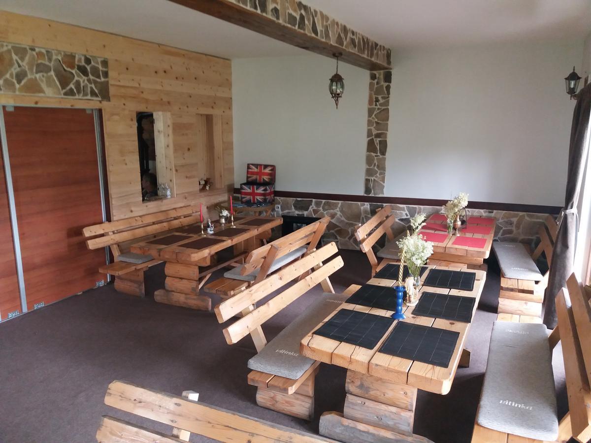 Motel Zaborje Плужине Екстер'єр фото