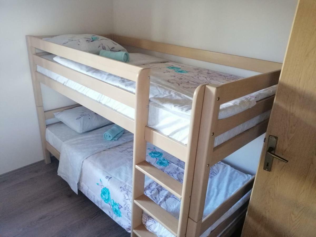 Motel Zaborje Плужине Екстер'єр фото
