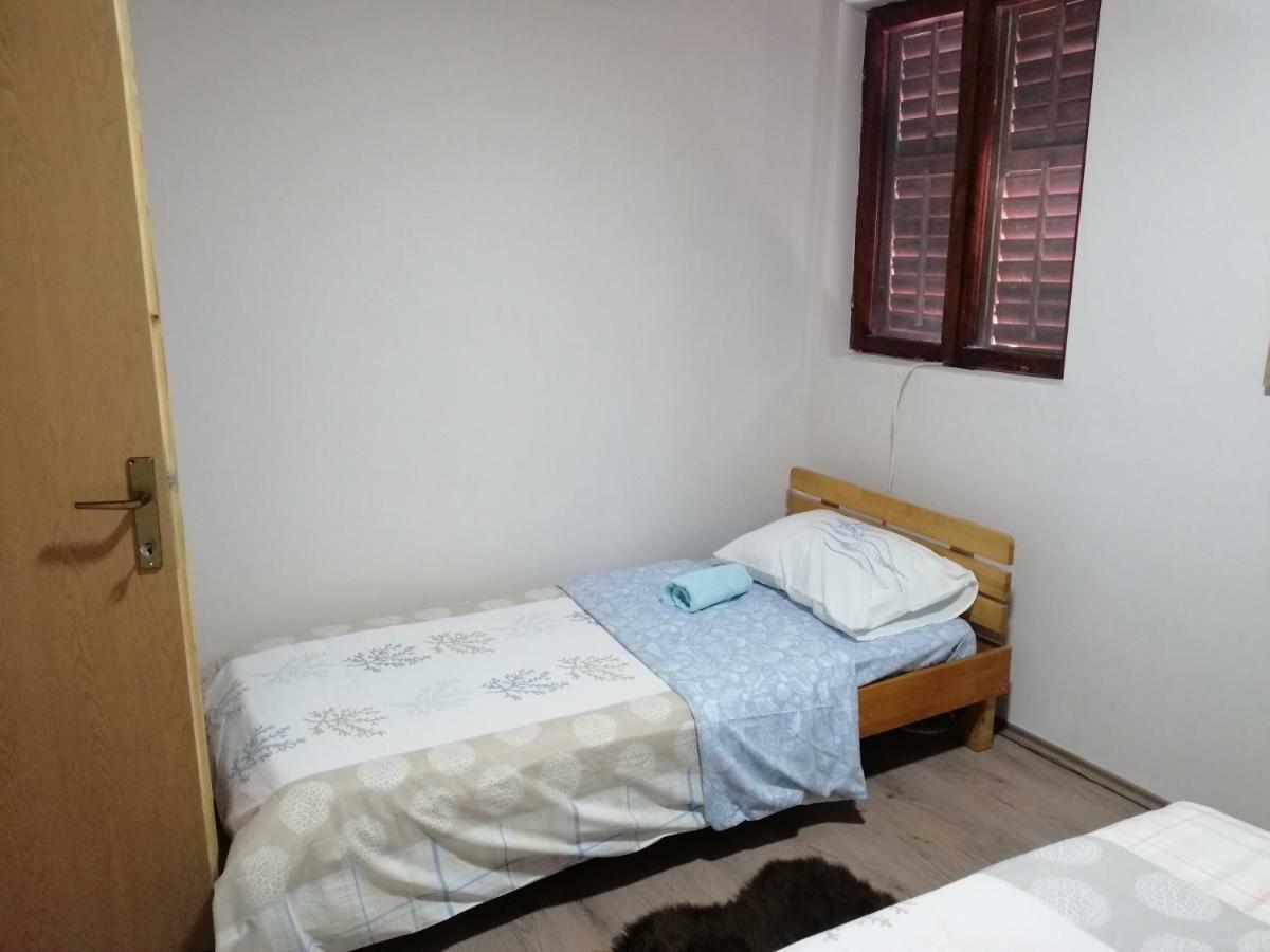 Motel Zaborje Плужине Екстер'єр фото