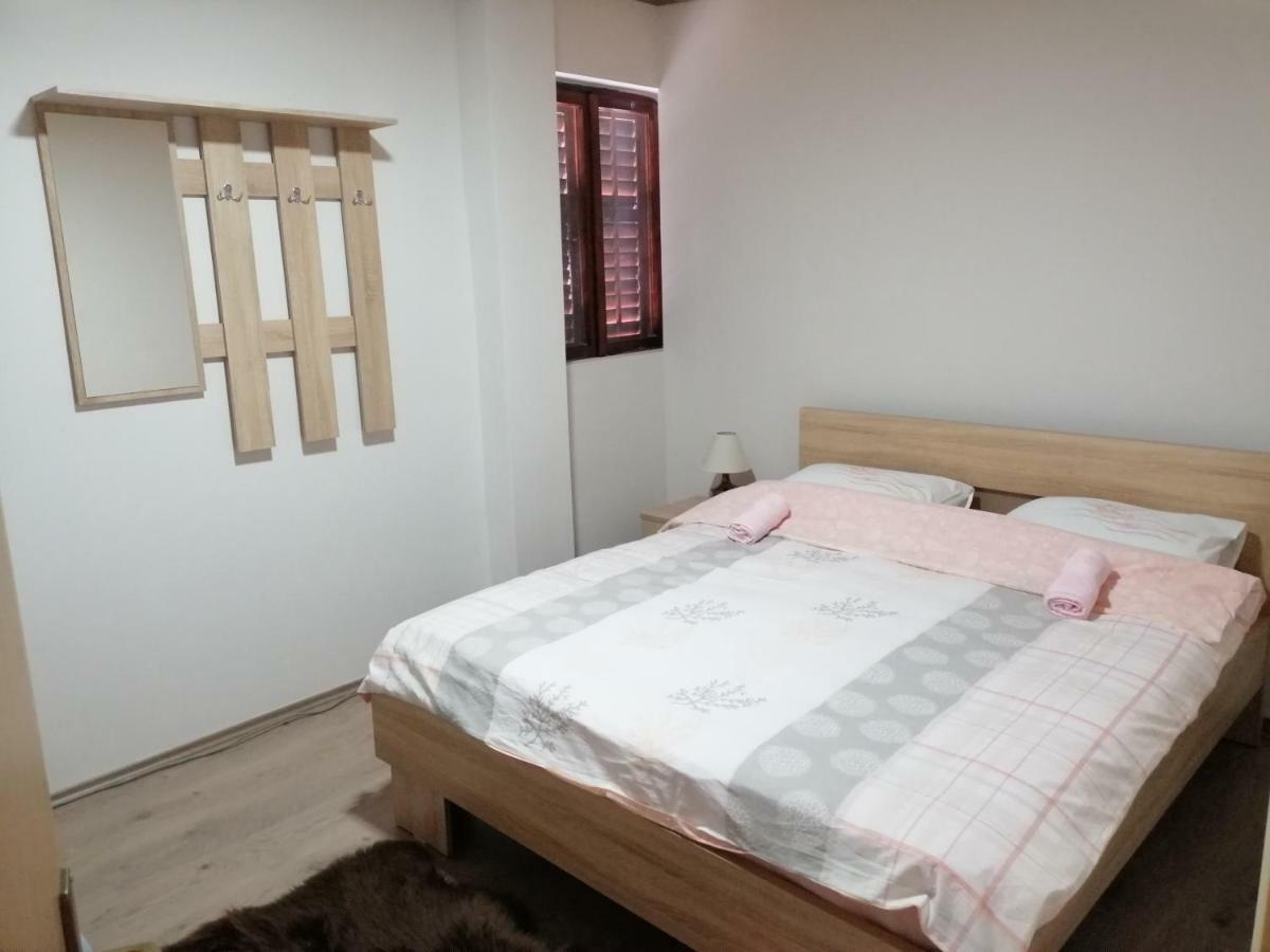 Motel Zaborje Плужине Екстер'єр фото