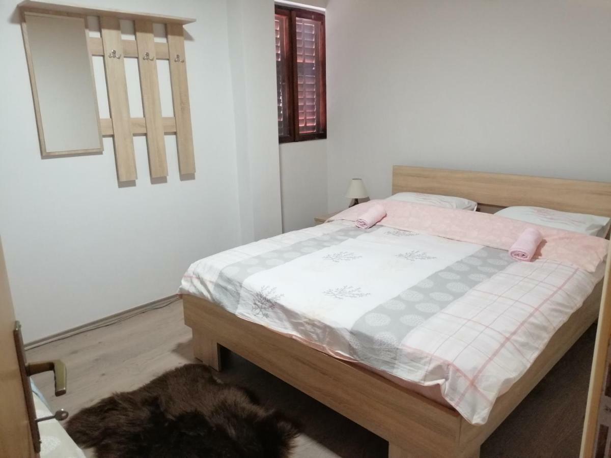 Motel Zaborje Плужине Екстер'єр фото